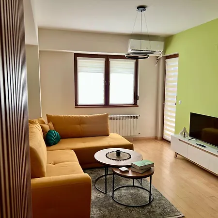 Urban Taft Skopje-modern Vodno View With Private Parking In Taftalidze