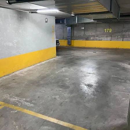 Apartamento Urban Taft Skopje-vodno View With Underground Parking