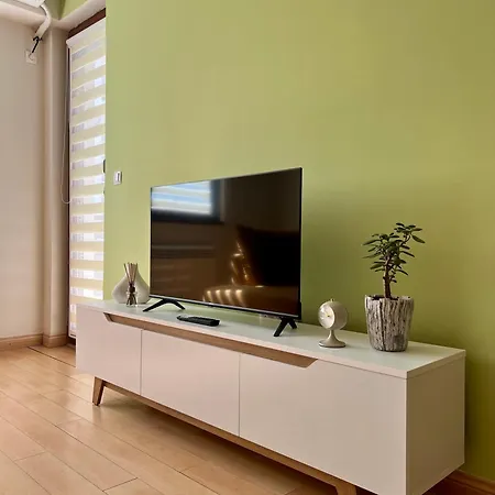 Urban Taft Skopje-modern Vodno View With Private Parking In Taftalidze Apartment